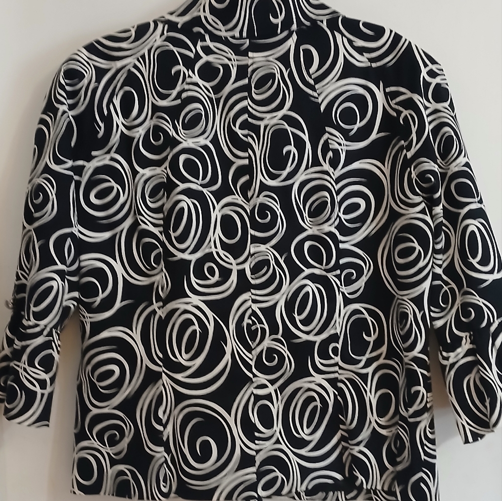 Multiples Geometric Black and White Swirl Blazer Extra Large - Picture 10 of 13